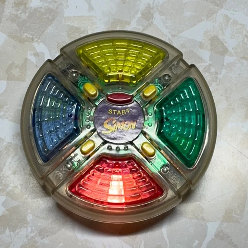 Vintage Hasbro Electronic Memory Game - Multicolor